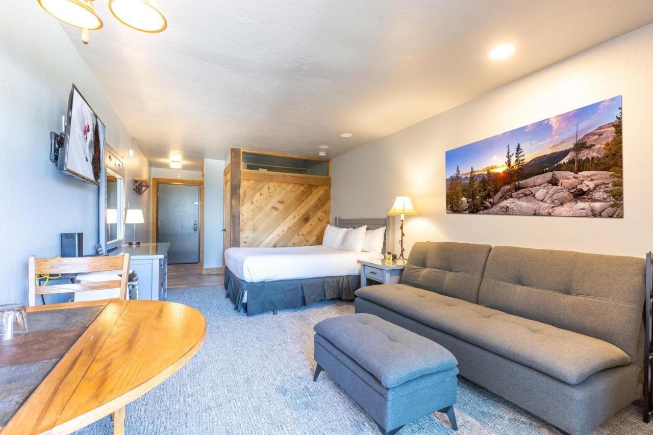 Hotel Style Room In The Timber Creek Lodge Condo Truckee Exterior photo